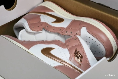 Air Stardust” FB9892-670 Jordan 1 SE“Red Mid 0905